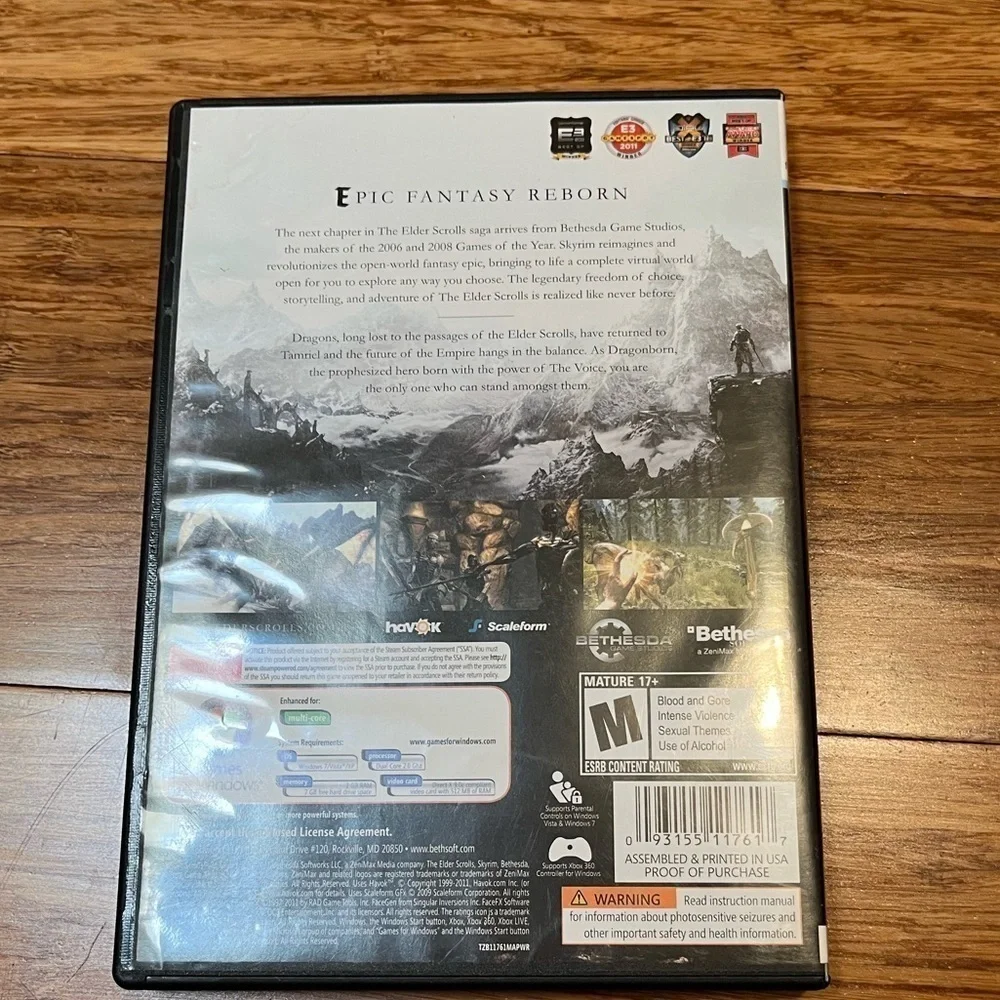 SKYRIM PC DVD game for windows w/ original MAP, case, and instruction booklet